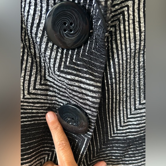 Joseph Ribkoff‎ Chevron Black & Silver Tiered High Collar Peplum Jacket SZ 6 - Picture 4 of 7